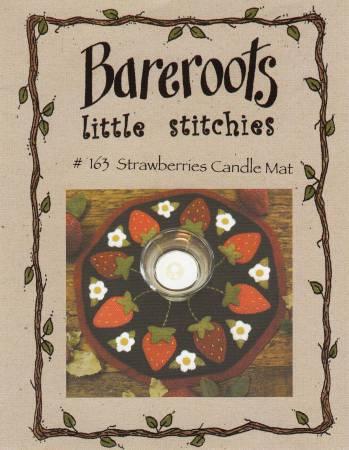 Pattern: Strawberries Candle M